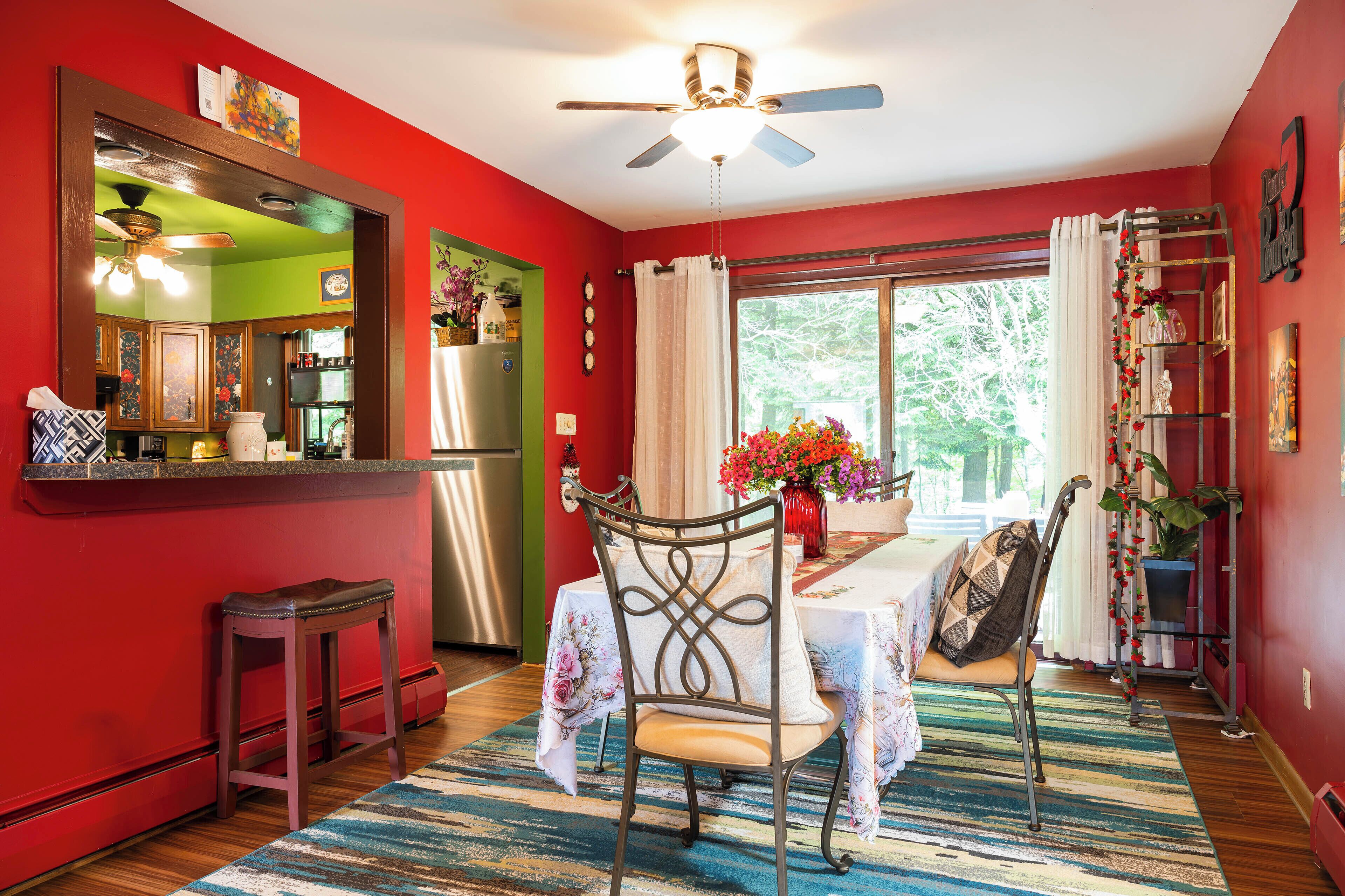 House (4 Bedrooms) | Interior