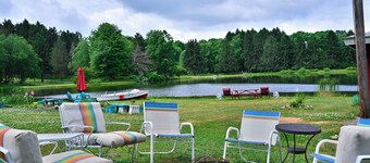 Private 5-acre Lake: Pet-friendly Grove City Home
