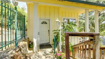 Apartment (0 Bedroom) | Interior