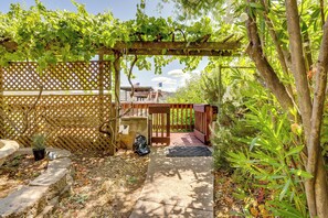 Apartment (0 Bedroom) | Interior - Clear Lake Getaway w/ Dock Access & Shared Yard! (Clearlake Oaks)