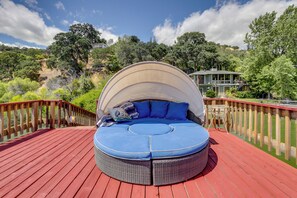 Apartment (0 Bedroom) | Interior