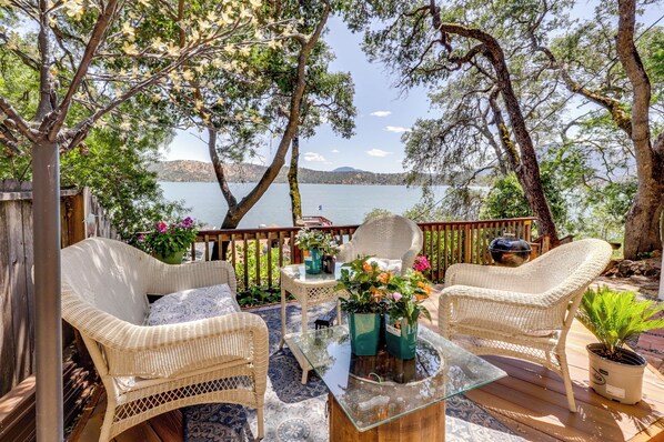 Apartment (0 Bedroom) | Terrace/patio