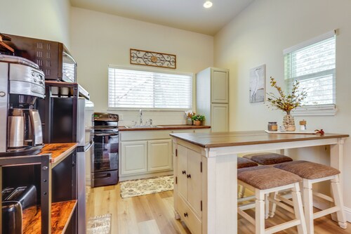 Clear Lake Getaway w/ Dock Access & Shared Yard!