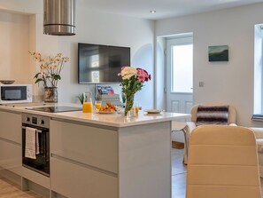 Microwave, oven, dishwasher