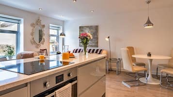 Microwave, oven, dishwasher