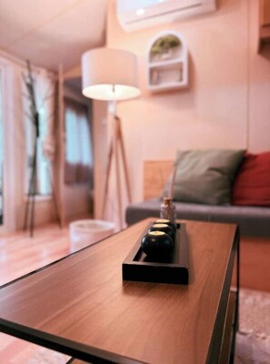 Interior - Large 4/6 pers cocooning mobile home - 4-star campsite (Saint-Augustin)