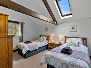 4 chambres, Wi-Fi gratuit, draps fournis
