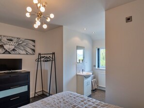 6 chambres, lit parapluie, Wi-Fi gratuit, draps fournis