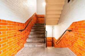 Interior - In the heart of Theatreland 2 bedroom (Greater London)