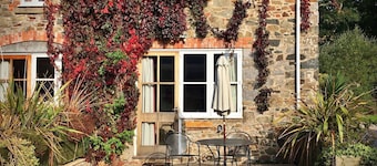 Stunning villa for 2 people with WIFI, terrace and pets allowed