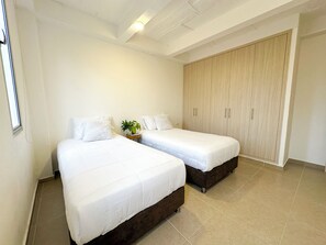 3 bedrooms, free WiFi, bed sheets