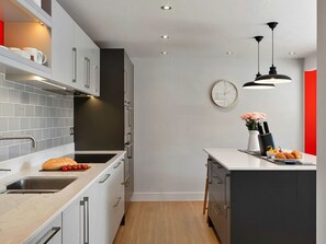 Microwave, oven, dishwasher