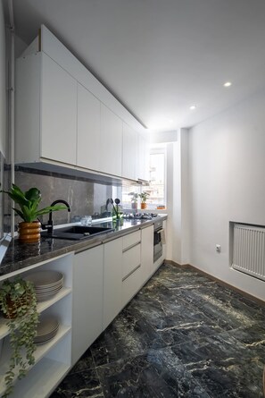 Apartment - Grand 3BR Near Athenaeum Calea Victoriei (Bucharest)