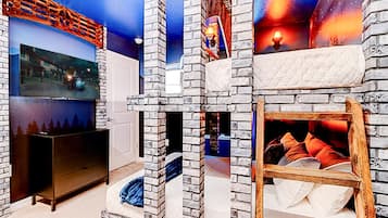 Apartment | 5 bedrooms, Internet