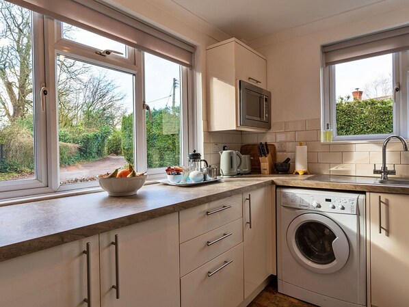 Microwave, oven