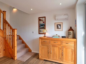 Interior - Stunning villa for 5 people with WIFI and pets allowed (Taunton)