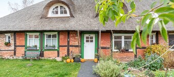 Apartment 'Peace and Nature' with Private Garden and Wi-Fi