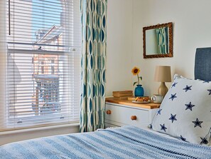 2 bedrooms, free WiFi, bed sheets - Lovely apartment for 4 guests with WIFI and TV (Sidmouth)