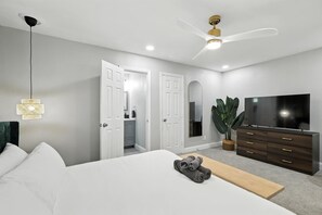 5 Schlafzimmer, Bügeleisen/Bügelbrett, WLAN, Bettwäsche