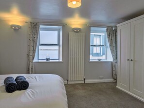 3 habitaciones, wifi gratis y ropa de cama