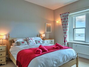 3 Schlafzimmer, Bügeleisen/Bügelbrett, Reisekinderbett, kostenloses WLAN