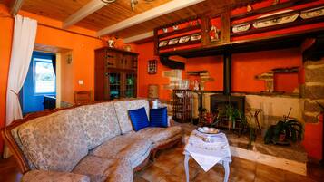 TV, DVD player, table tennis