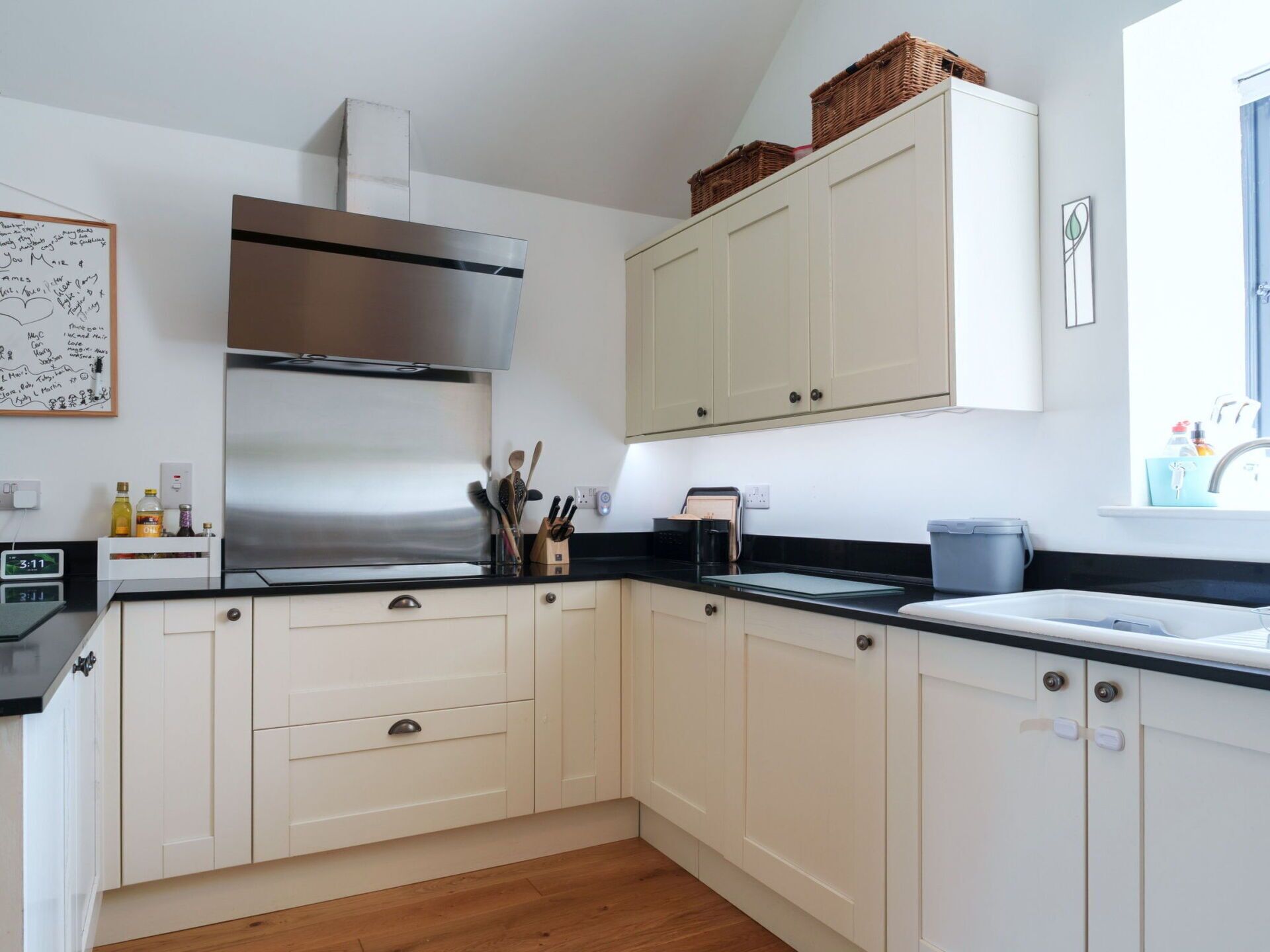 Microwave, oven, dishwasher