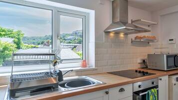 Mikrowelle, Ofen, Geschirrspüler