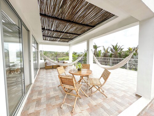 Apartment for 8 Guests in Sabanilla a Few Steps from the Sea