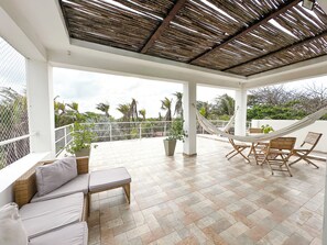 Terassi/patio