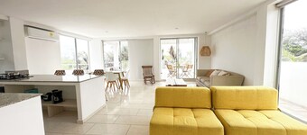 Apartment for 8 Guests in Sabanilla a Few Steps from the Sea
