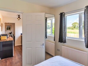 2 makuuhuonetta, ilmainen Wi-Fi, vuodevaatteet