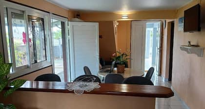 Appartement T3 avec jardin arboré pour vos vacances en Guadeloupe