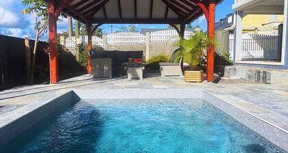 Apartment T3 with swimming pool and garden for your vacations in Guadeloupe