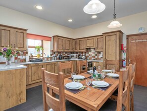 Mikrowelle, Ofen, Geschirrspüler