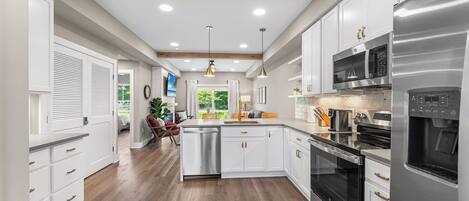 Microwave, dishwasher, coffee/tea maker