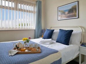 3 Schlafzimmer, Reisekinderbett, kostenloses WLAN, Bettwäsche