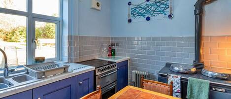 Microwave, oven, dishwasher