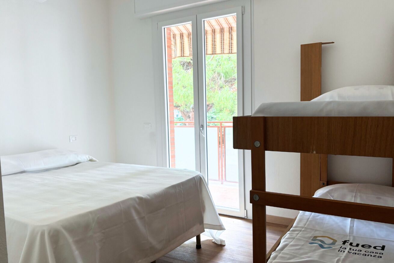 3 camere