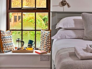 2 Schlafzimmer, Reisekinderbett, kostenloses WLAN, Bettwäsche