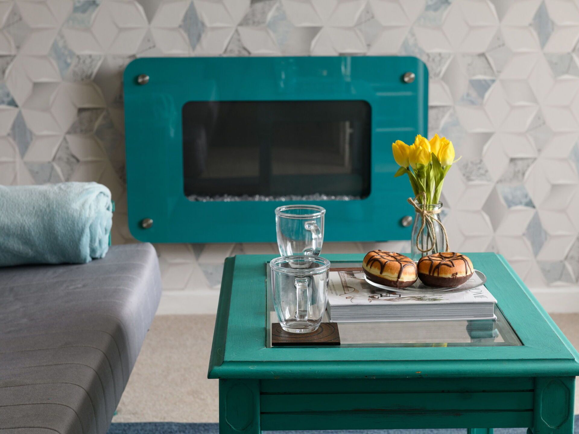 TV, fireplace, DVD player