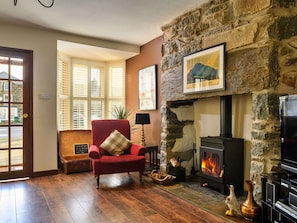 Fireplace - Stunning  villa for 10 people with WIFI and pets allowed (Portmadoc)