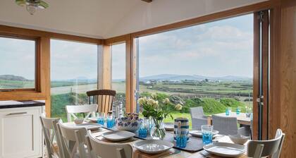 Preciosa casa de vacaciones para 8 personas con WIFI, TV y balcón