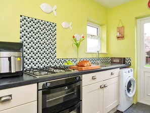 Microwave, oven