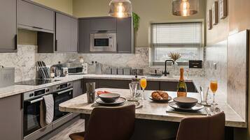 Microwave, oven, dishwasher