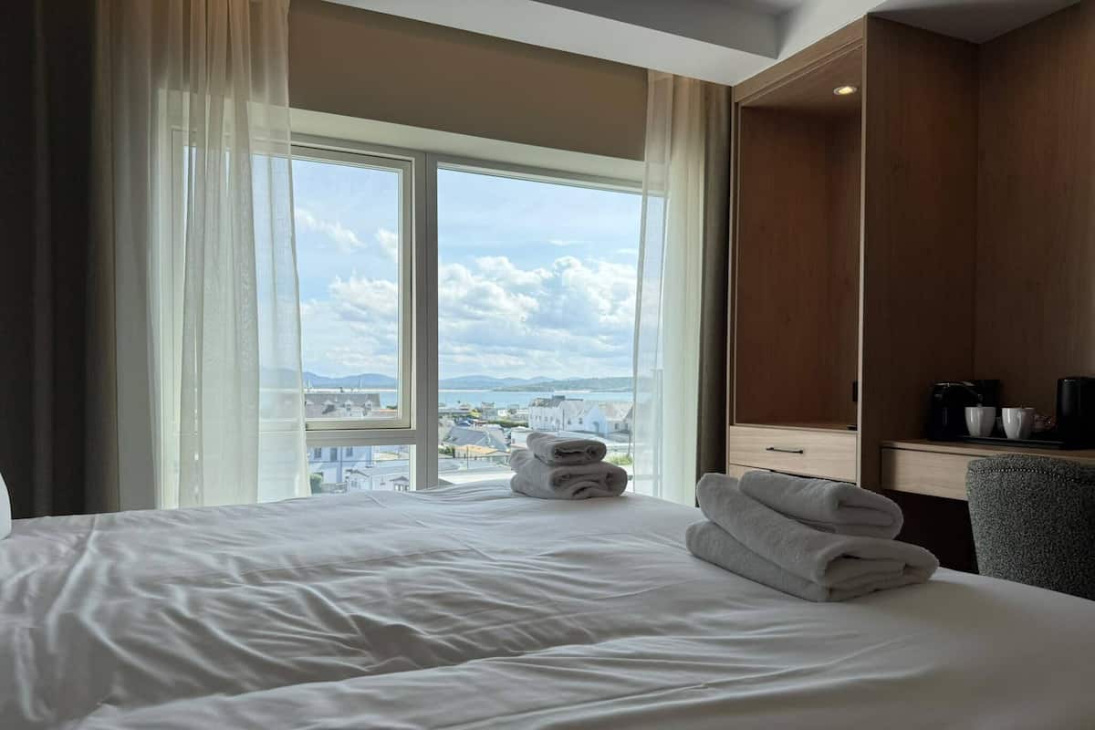 Executive Double or Twin Room, Ensuite, Sea View (No Balcony)