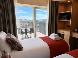 Iron/ironing board, free WiFi, bed sheets - Bayview Lodge (Downings)