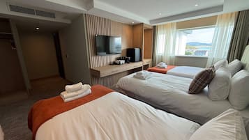 Iron/ironing board, free WiFi, bed sheets
