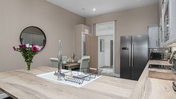 Microwave, oven, dishwasher