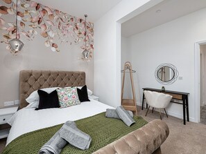 2 chambres, Wi-Fi gratuit, draps fournis